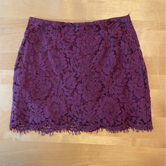 Lulu’s Turn Back Time Burgundy Lace 2-Piece Set Size XS - Picture 7 of 16